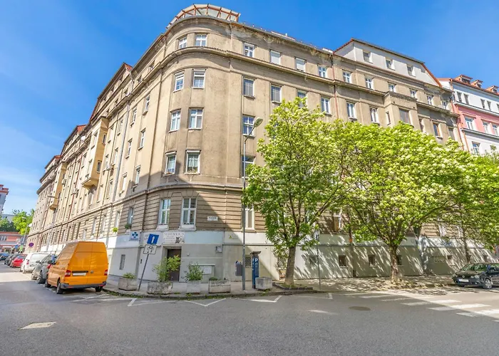 Lam Mockingbird - Terrace - Ac Appartamento Bratislava